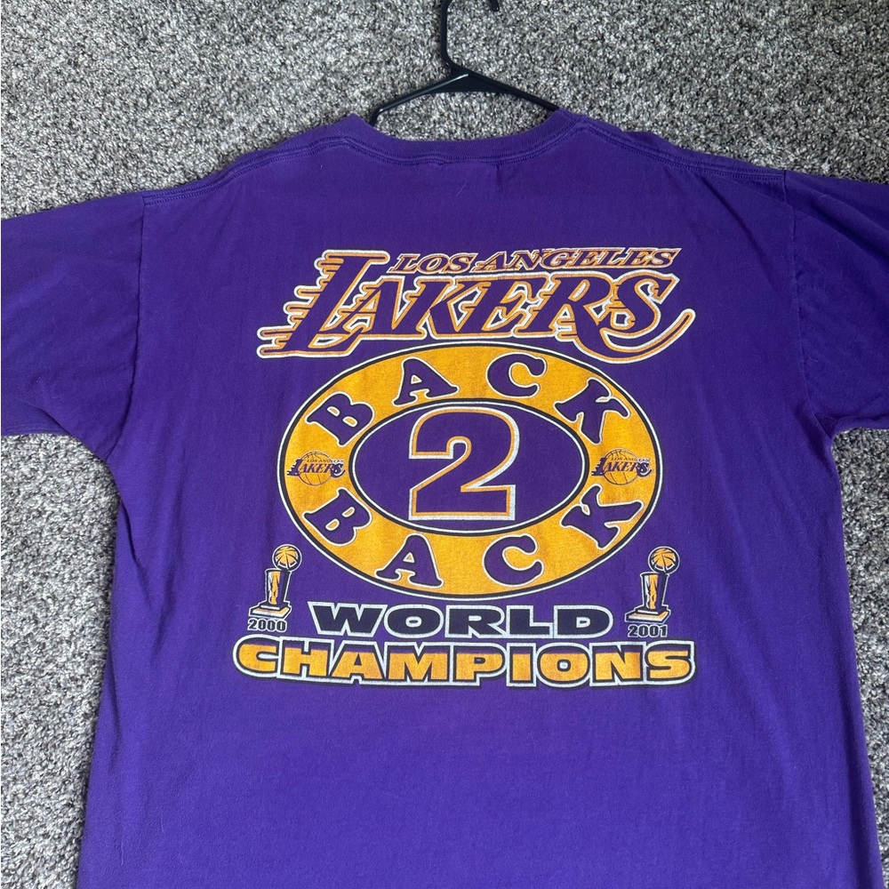 Los Angeles Lakers Back to Back Champions T-Shirt